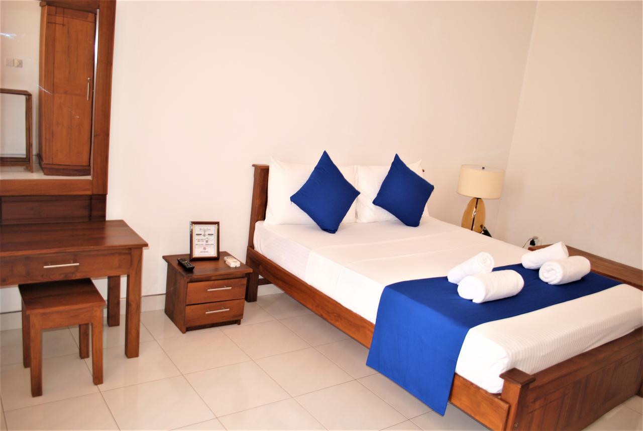 Prego Suites Ettukala Esterno foto