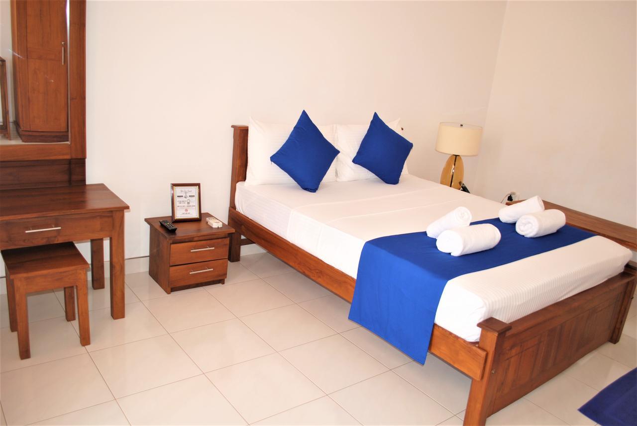 Prego Suites Ettukala Esterno foto