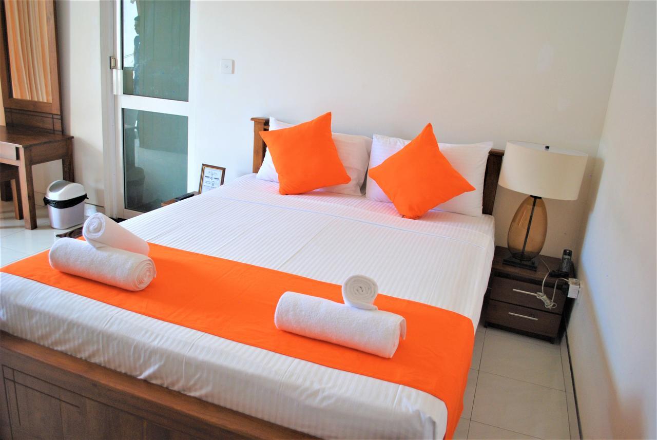 Prego Suites Ettukala Esterno foto