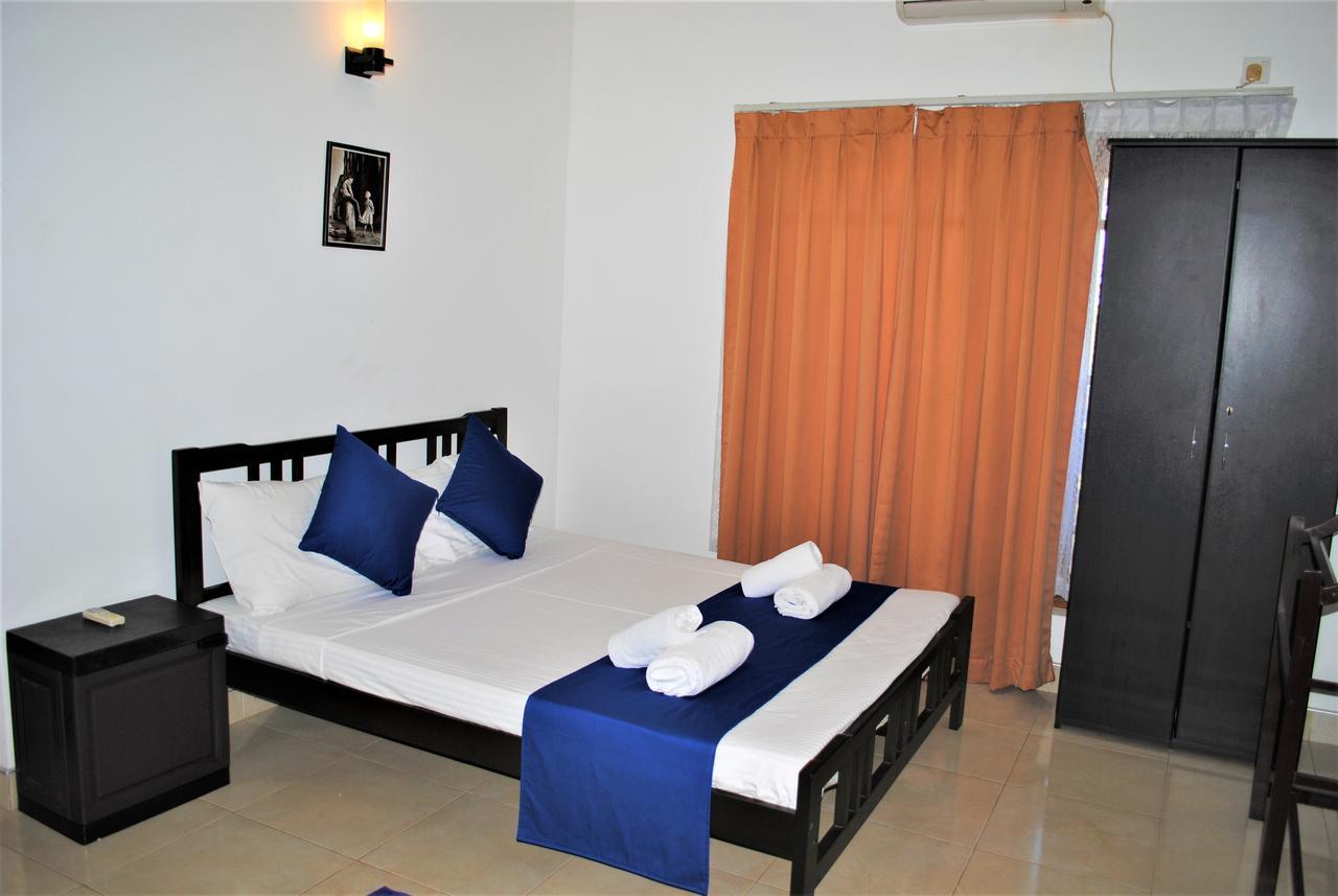 Prego Suites Ettukala Esterno foto