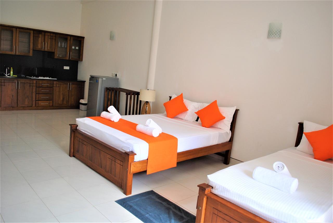 Prego Suites Ettukala Esterno foto