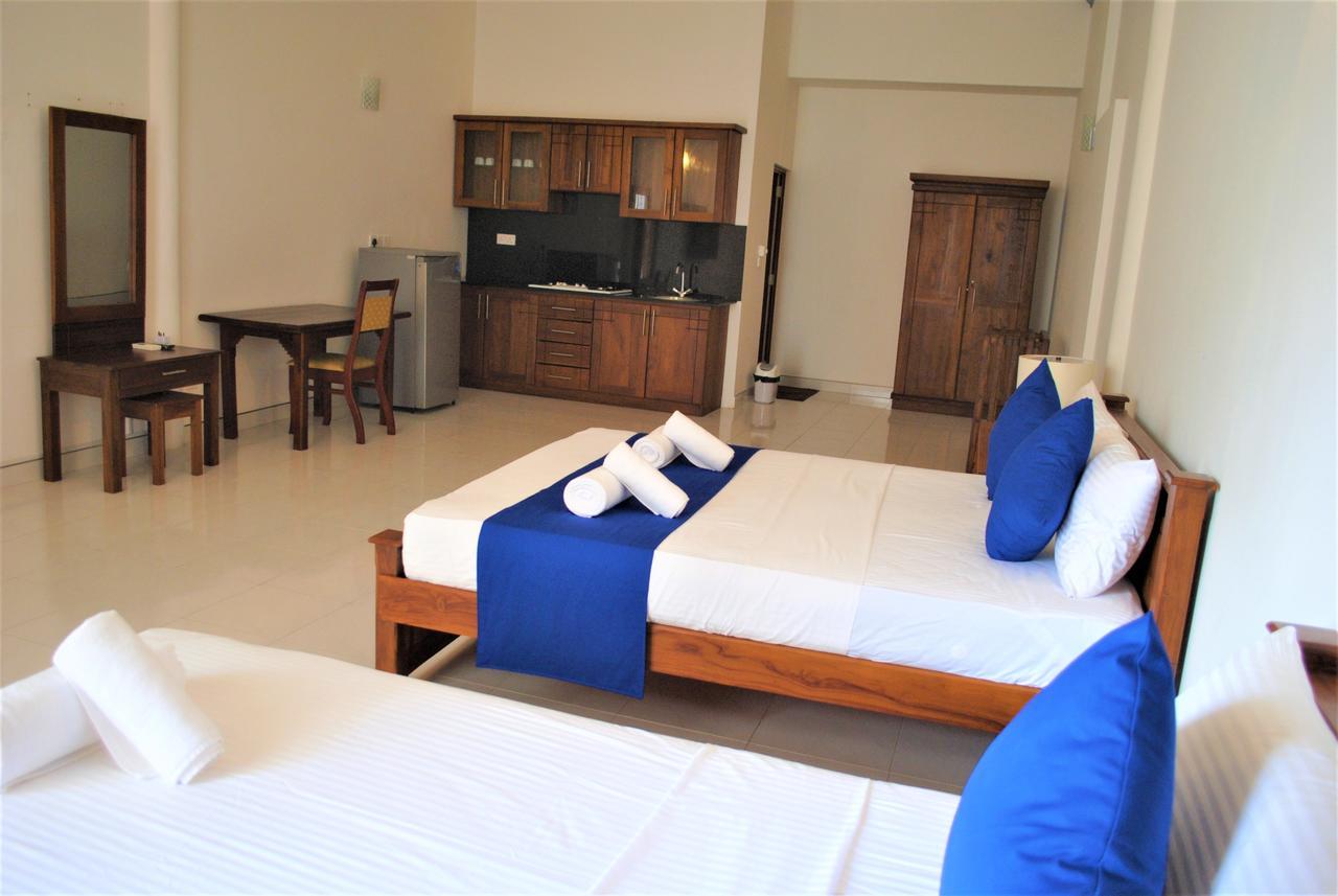 Prego Suites Ettukala Esterno foto