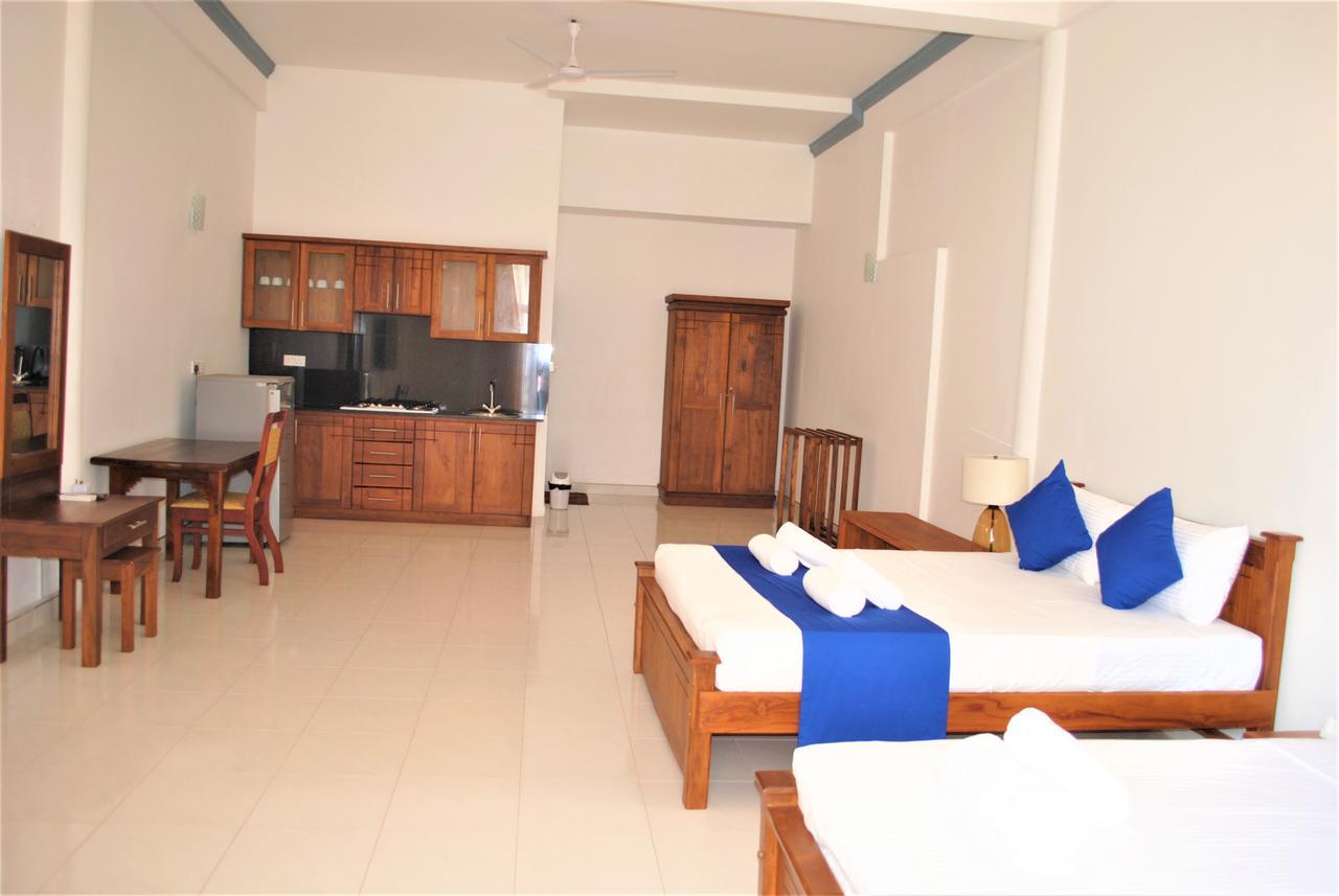 Prego Suites Ettukala Esterno foto