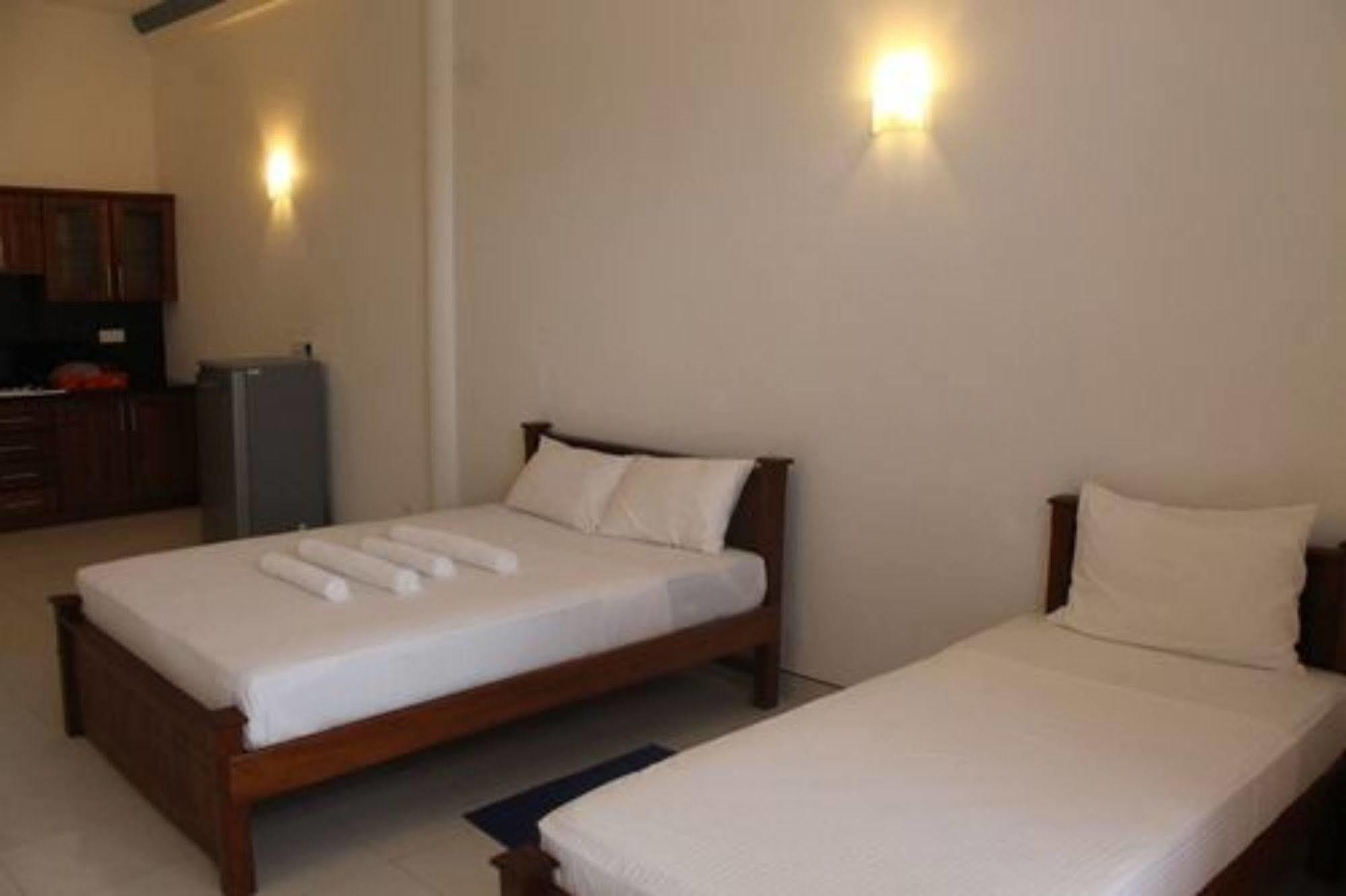 Prego Suites Ettukala Esterno foto
