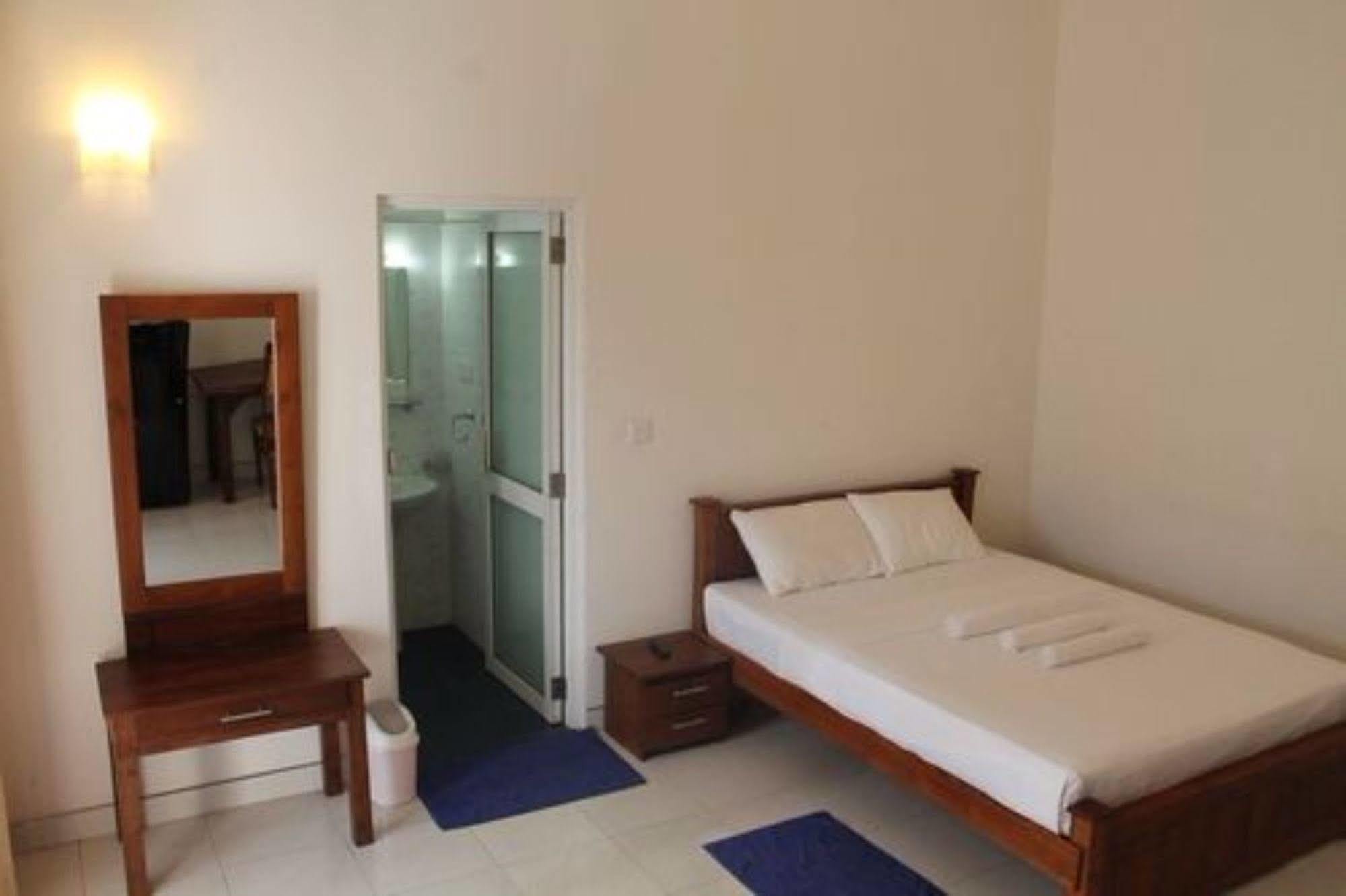 Prego Suites Ettukala Esterno foto